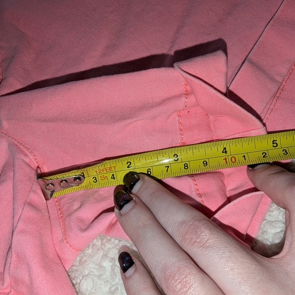 American Eagle midi shorts - size 8 - cuffed hem - highlighter pink - vibrant - Picture 9 of 9